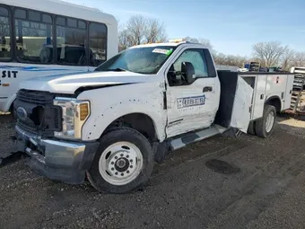 2018 Ford F550 1FDUF5HT3JDA01225