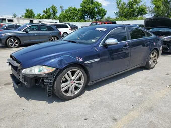 2015 Jaguar XJ SAJWJ2GD0F8V82625