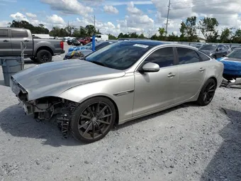 2016 Jaguar XJ-Series SAJWA2G77G8V92502