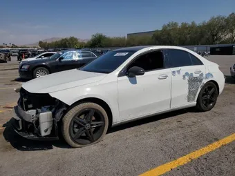 2019 Mercedes-Benz A-Class WDD3G4EB3KW005483