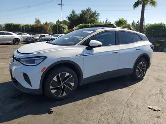 2022 Volkswagen ID.4 WVGGNPE27NP061830