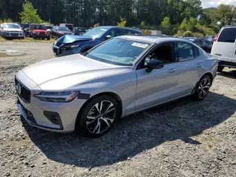 2025 Volvo S60 7JRL12GJ8SG367311