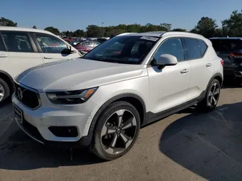 2021 Volvo XC40 YV4162UK4M2431832