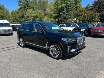 2020 BMW X7 5UXCW2C00L9C37561
