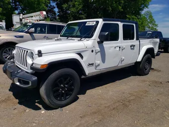 2022 Jeep Gladiator 1C6HJTAG3NL163736
