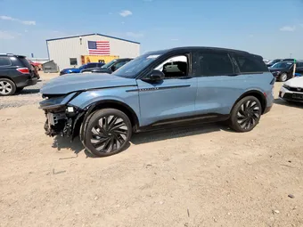 2025 Lincoln Nautilus 5LMPJ8KA4SJ943823