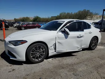 2020 Alfa Romeo Giulia ZARFAMAN8L7635963