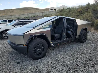 2025 Tesla Cybertruck 7G2CEHED9SA061936