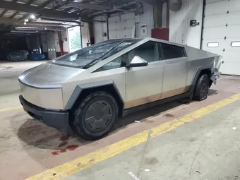 2025 Tesla Cybertruck 7G2CEHED1SA064765