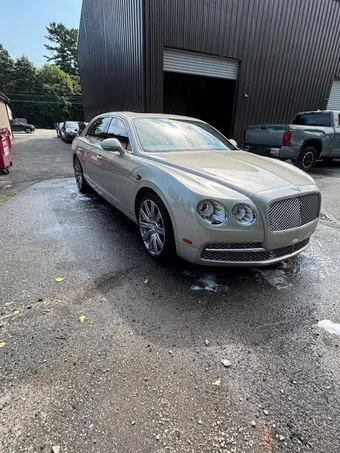 2014 Bentley Flying Spur SCBEC9ZA0EC090997