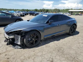 2024 Audi e-tron GT WAUCJBFW0R7002933