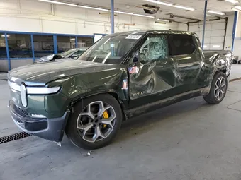 2022 Rivian R1T 7FCTGAAA1NN007484