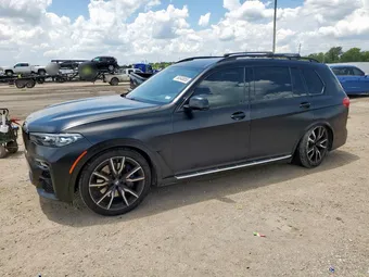 2021 BMW X7 5UXCW2C04M9H15482