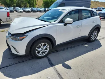 2016 Mazda CX-3 JM1DKFC76G0137204