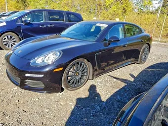 2016 Porsche Panamera WP0AA2A72GL004035