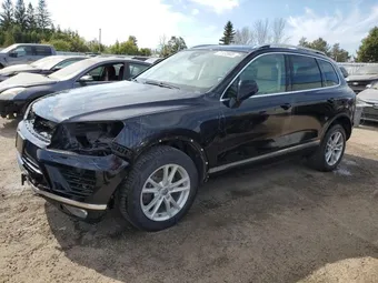 2016 Volkswagen Touareg WVGEF9BP1GD002695