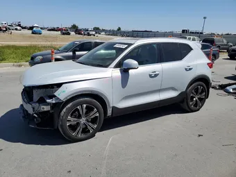 2020 Volvo XC40 YV4162UL1L2289771