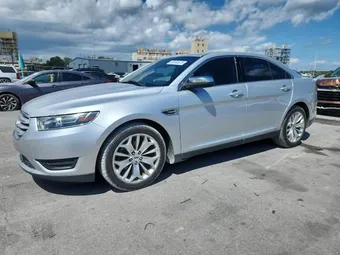 2017 Ford Taurus 1FAHP2F82HG116509