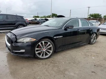 2017 Jaguar XJ-Series SAJWA1C78H8W09597