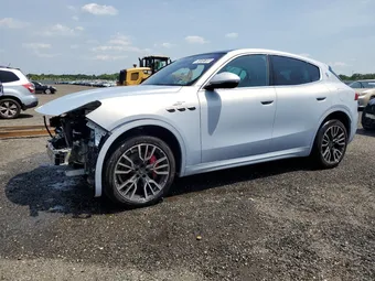 2023 Maserati Grecale ZN682AVA2P7429581