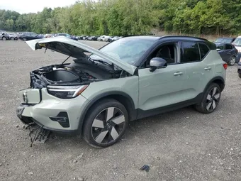 2023 Volvo XC40 YV4ED3UM5P2038649