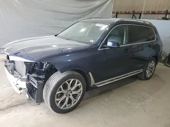 2021 BMW X7 5UXCW2C05M9E26756