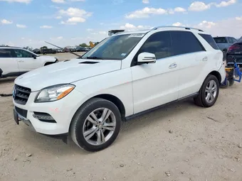 2015 Mercedes-Benz M-Class 4JGDA5JB9FA526864