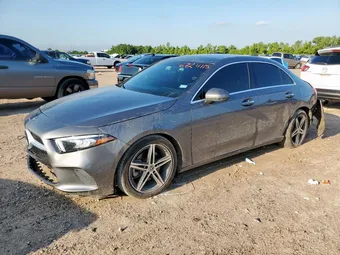 2021 Mercedes-Benz A-Class W1K3G4EB4MJ255394