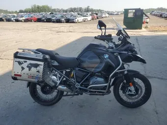 2017 BMW R WB10A1205HZ667280