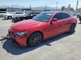 2017 Alfa Romeo Giulia ZARFAEBN6H7546999