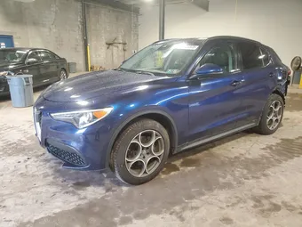 2018 Alfa Romeo Stelvio ZASFAKPN2J7B76858