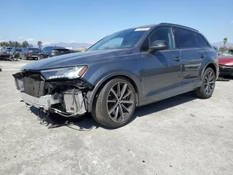 2021 Audi SQ7 WA1VWBF70MD011254