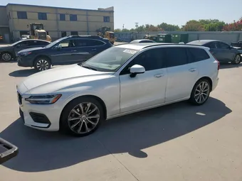 2020 Volvo V60 YV1102EK5L2376271