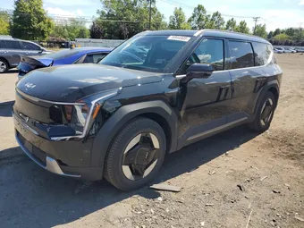 2025 Kia EV9 5XYAFFS51SG002044