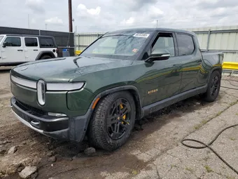 2022 Rivian R1T 7FCTGAAL2NN000495