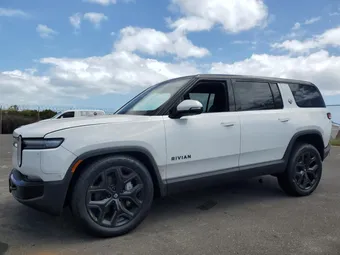 2025 Rivian R1S 7PDSGBBA0SN058422