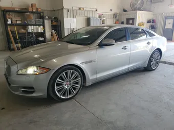 2015 Jaguar XJ SAJWJ2GD4F8V86614