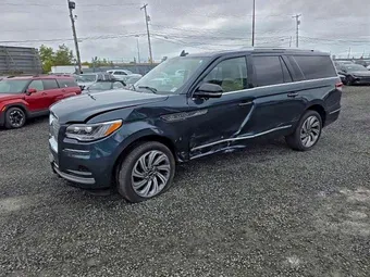 2022 Lincoln Navigator 5LMJJ3LT4NEL03438