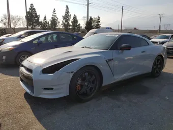 2016 Nissan GT-R JN1AR5EFXGM290127