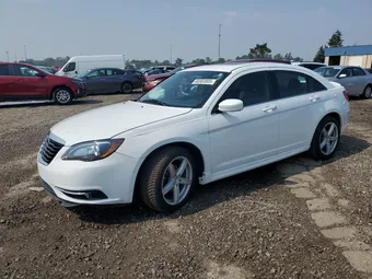 2014 Chrysler 200 1C3CCBBG3EN164514