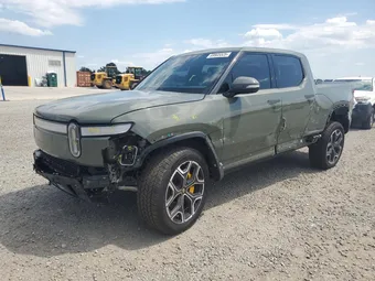 2022 Rivian R1T 7FCTGAAL2NN000688