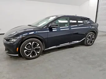 2023 Kia EV6 KNDC34LA2P5128057