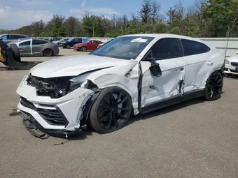 2019 Lamborghini URUS ZPBUA1ZL2KLA04028