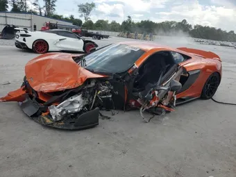 2016 McLaren 675LT SBM11RAA7GW675095