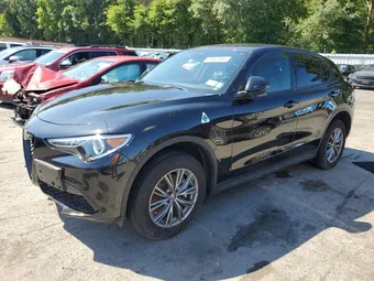 2023 Alfa Romeo Stelvio ZASPAKAN5P7D64215