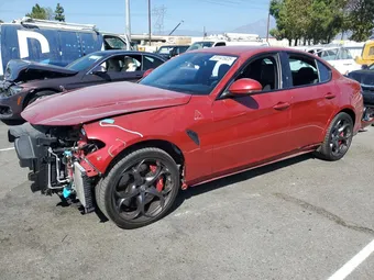 2018 Alfa Romeo Giulia ZARFAEAV6J7579296