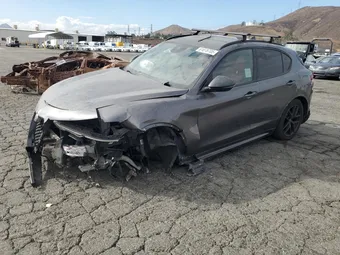 2020 Alfa Romeo Stelvio ZASPAKBN8L7C76994