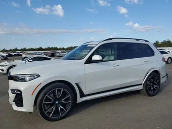 2022 BMW X7 5UXCW2C08N9L84579