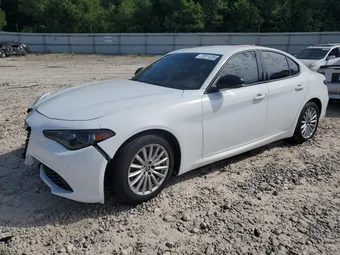 2024 Alfa Romeo Giulia ZARFAMAN4R7687535