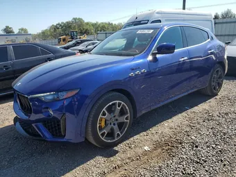 2022 Maserati Levante ZN661YUM3NX406712